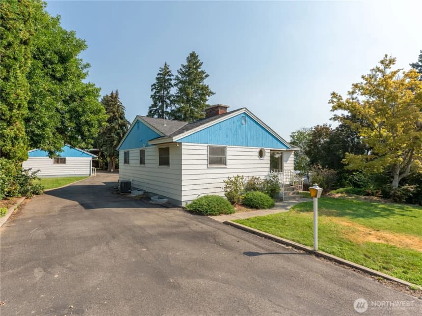 Property photo for 1610 Walnut Street, Wenatchee photo 29