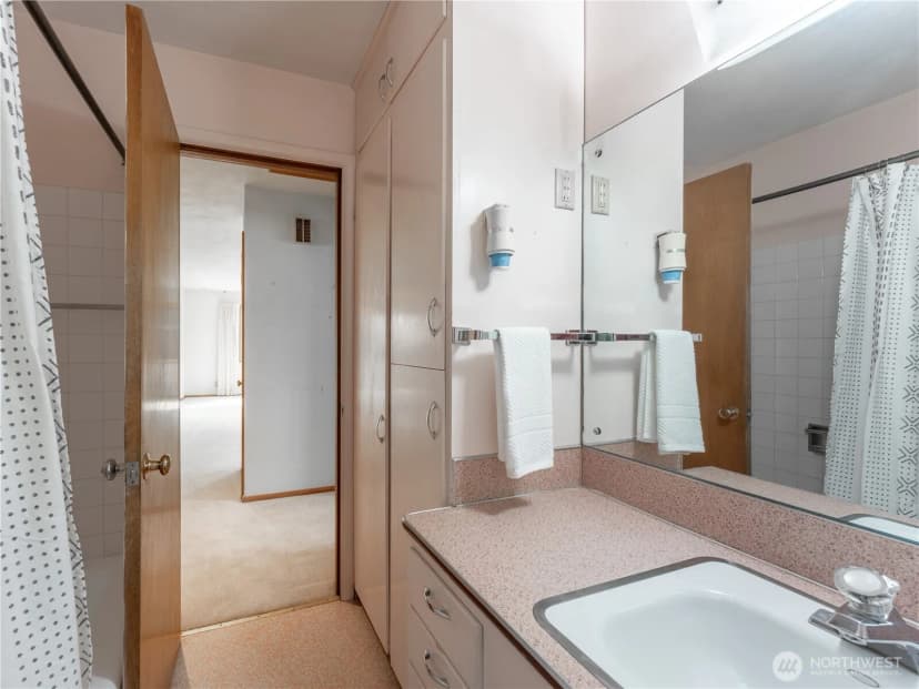 Property photo for 1610 Walnut Street, Wenatchee photo 22