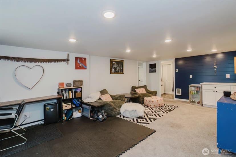 Property photo for 1122 Evans Avenue W, Bremerton photo 16