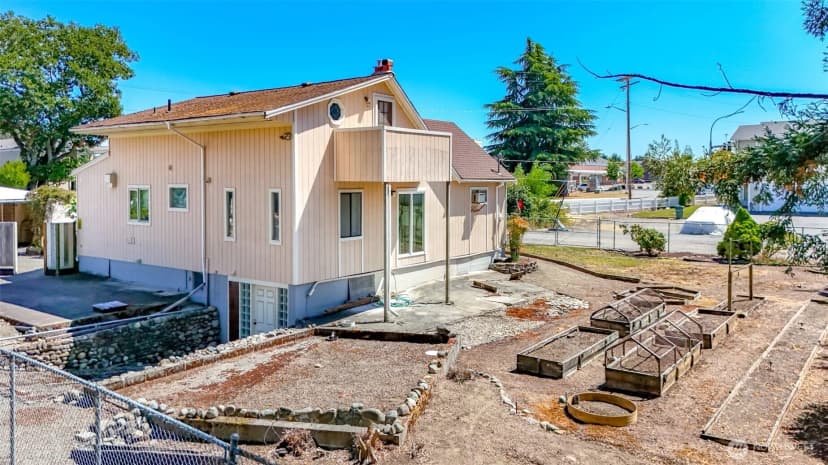 Property photo for 6405 Montclair Avenue Sw, Lakewood photo 36