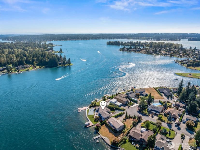 Property photo for 3319 204th Avenue Ct E, Lake Tapps photo 4