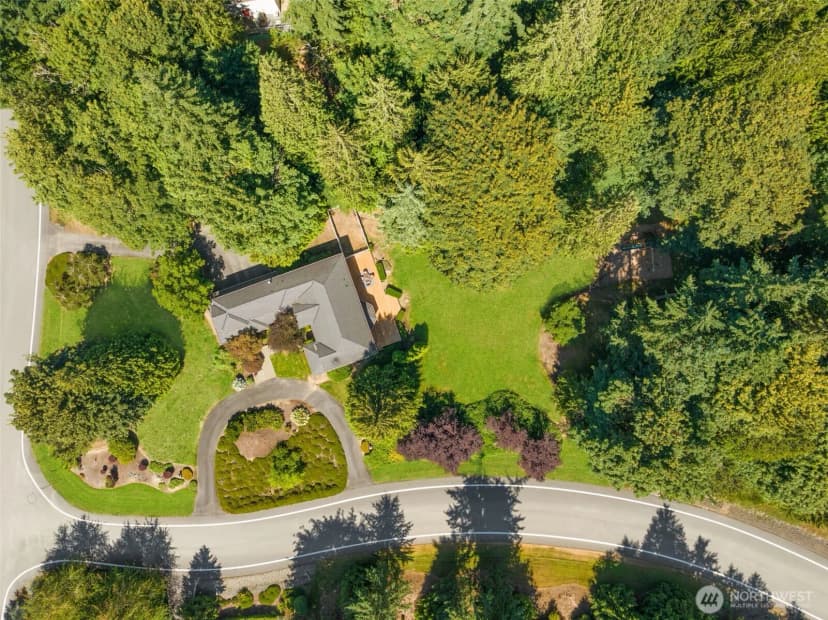 Property photo for 8127 229th Place Se, Woodinville photo 34