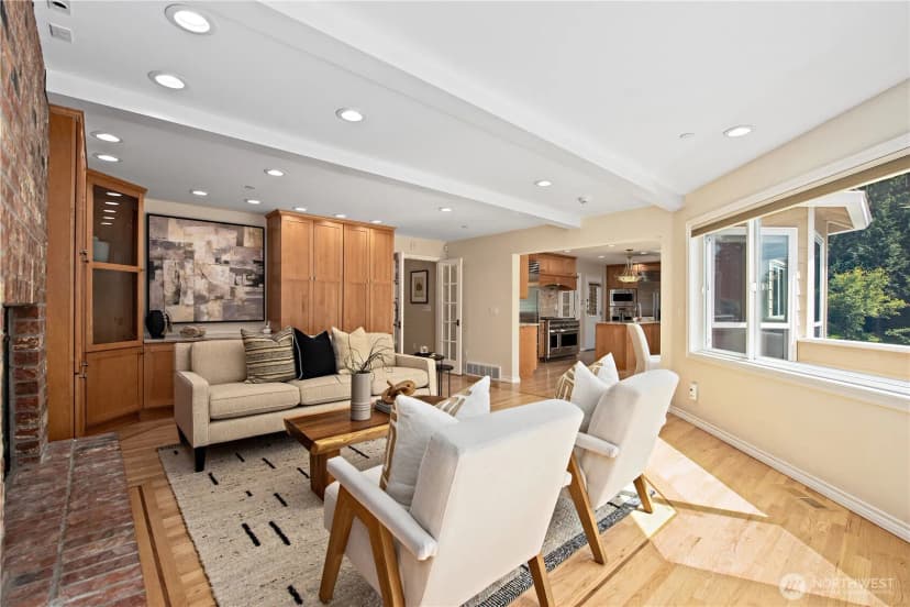 Property photo for 4465 W Mercer Way, Mercer Island photo 14