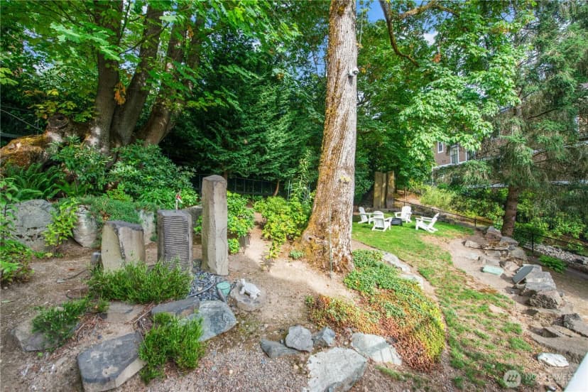 Property photo for 4465 W Mercer Way, Mercer Island photo 38