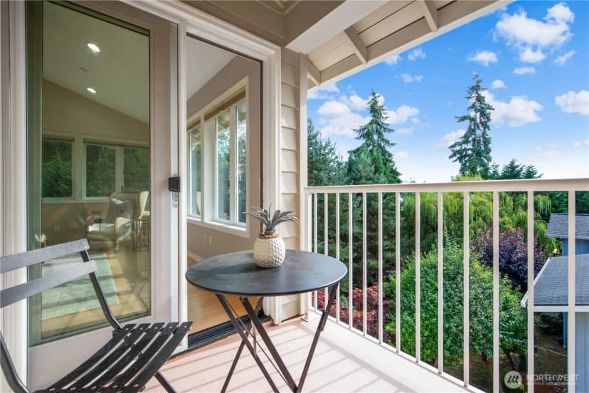 Property photo for 4465 W Mercer Way, Mercer Island photo 22