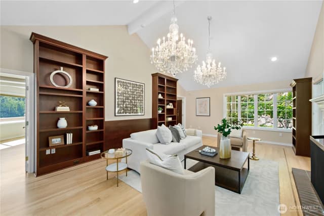 Property photo for 4465 W Mercer Way, Mercer Island photo 4