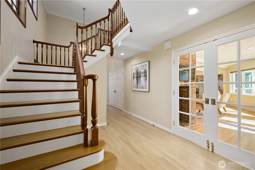 Property photo for 4465 W Mercer Way, Mercer Island photo 19