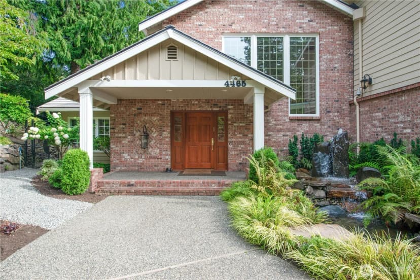 Property photo for 4465 W Mercer Way, Mercer Island photo 3