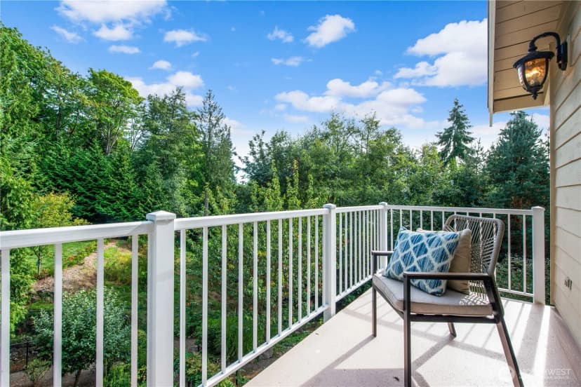 Property photo for 4465 W Mercer Way, Mercer Island photo 32