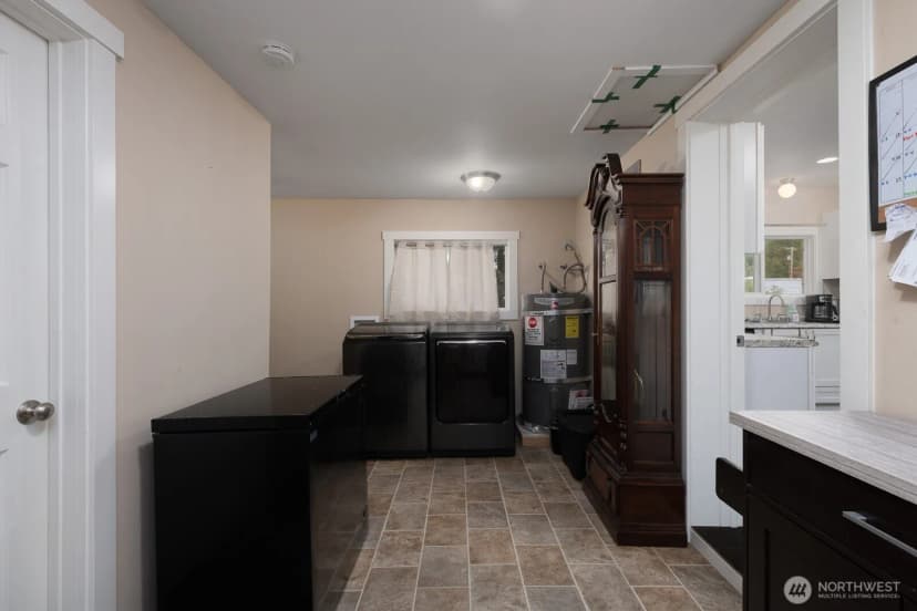 Property photo for 612 Main Avenue, Morton photo 23