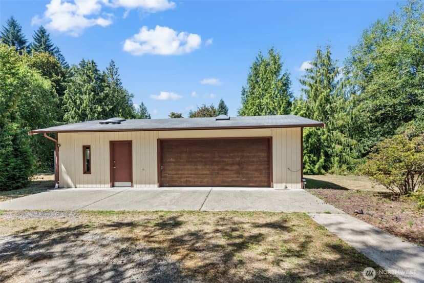 Property photo for 9208 147th Street E, Puyallup photo 24