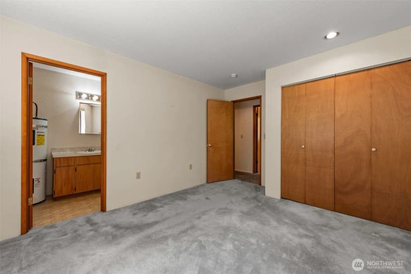 Property photo for 9208 147th Street E, Puyallup photo 14