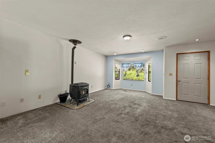 Property photo for 9208 147th Street E, Puyallup photo 7