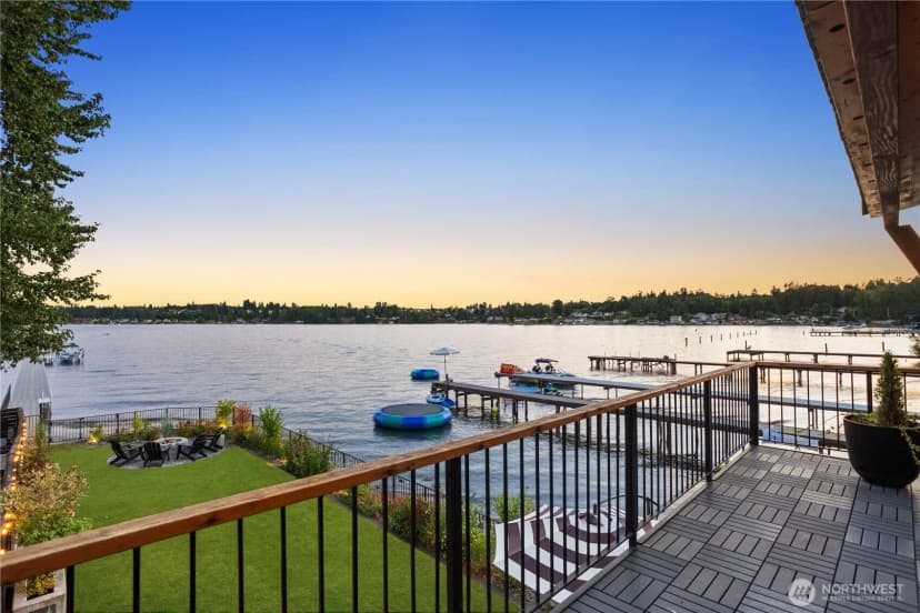 Property photo for 10330 Sandy Beach Drive, Lake Stevens photo 27