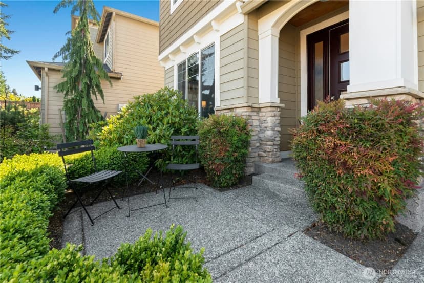 Property photo for 15414 7th Place W, Lynnwood photo 2