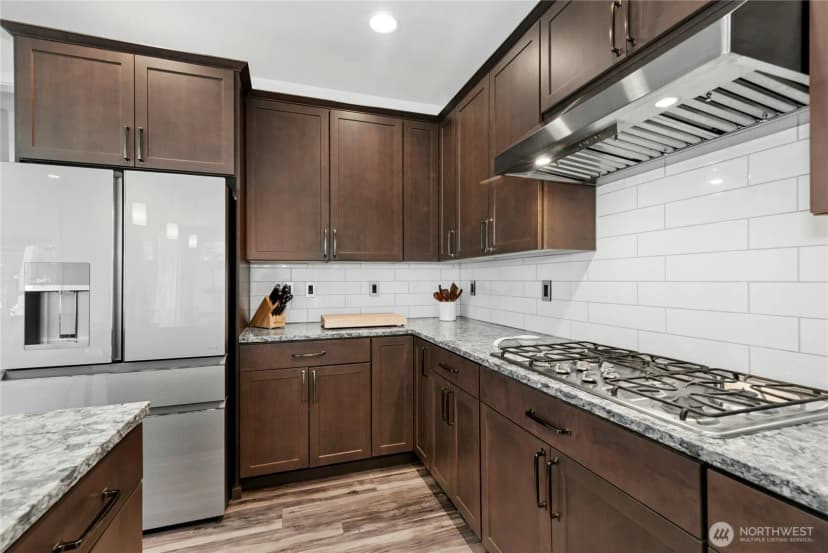 Property photo for 15414 7th Place W, Lynnwood photo 8