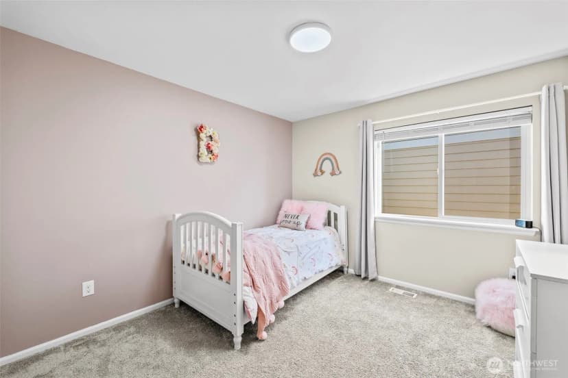 Property photo for 32540 Granite Court, Black Diamond photo 36