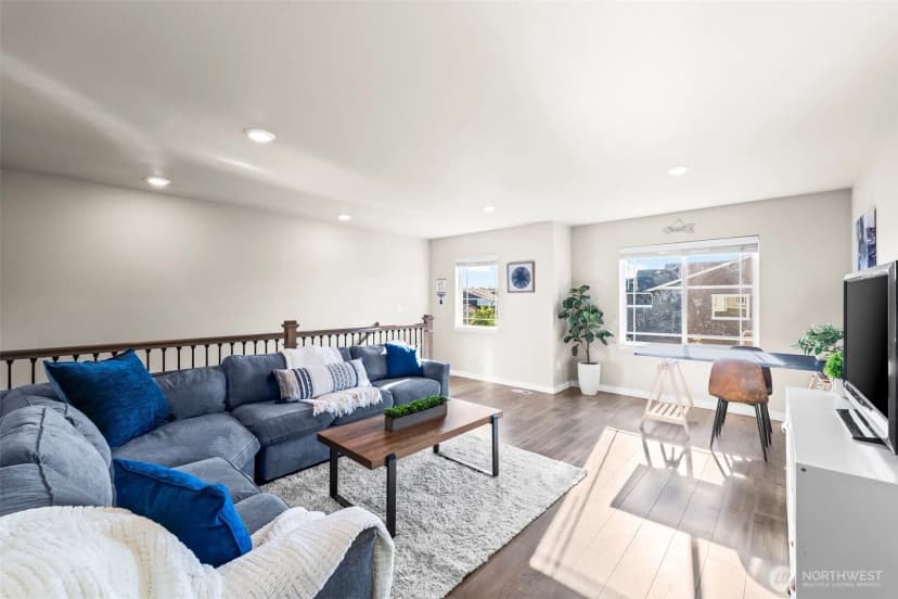 Property photo for 32540 Granite Court, Black Diamond photo 25