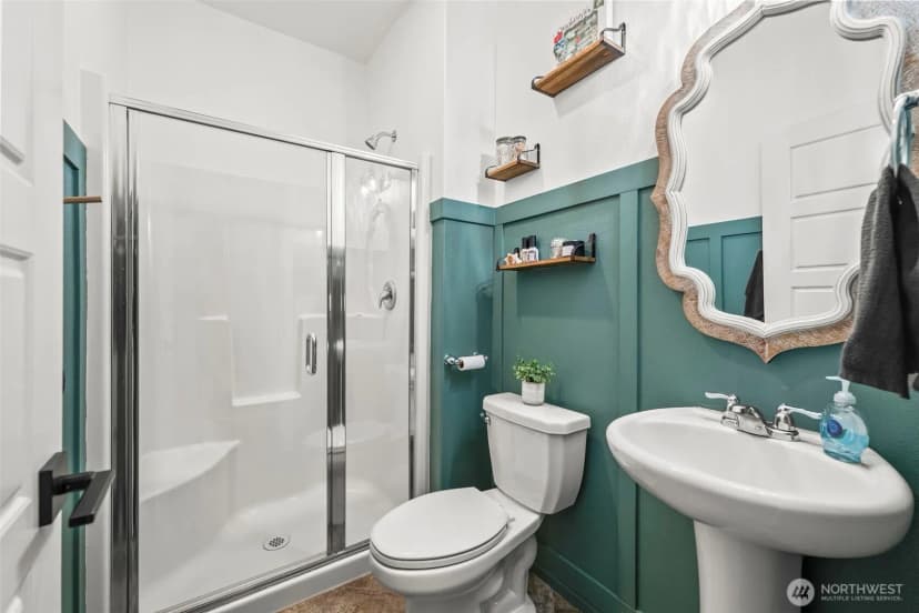 Property photo for 32540 Granite Court, Black Diamond photo 12