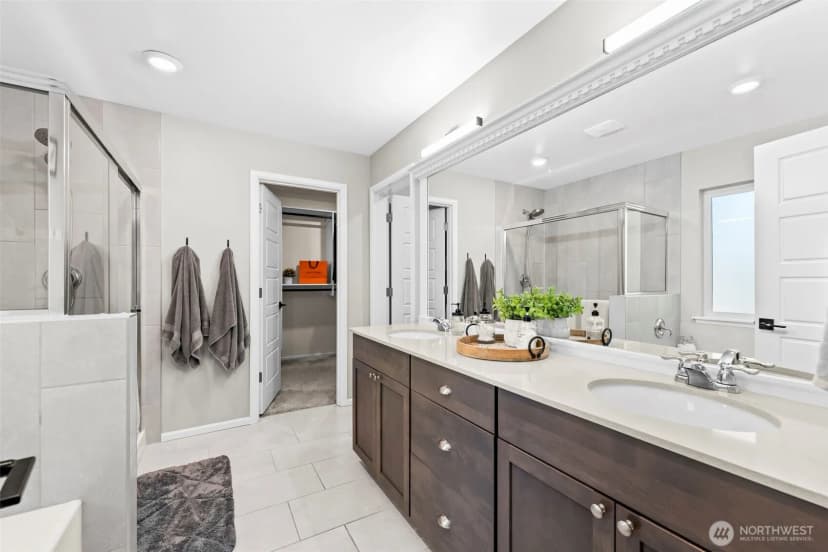 Property photo for 32540 Granite Court, Black Diamond photo 29