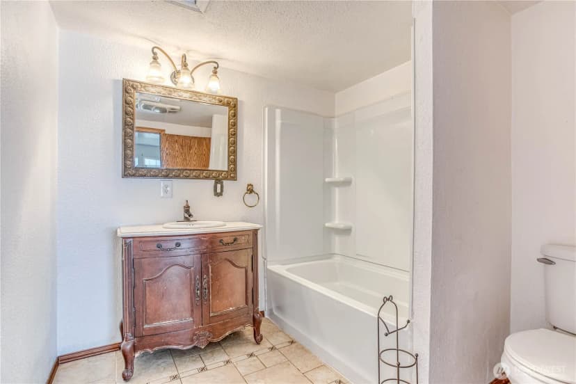 Property photo for 145 Crawford Avenue, Wenatchee photo 16