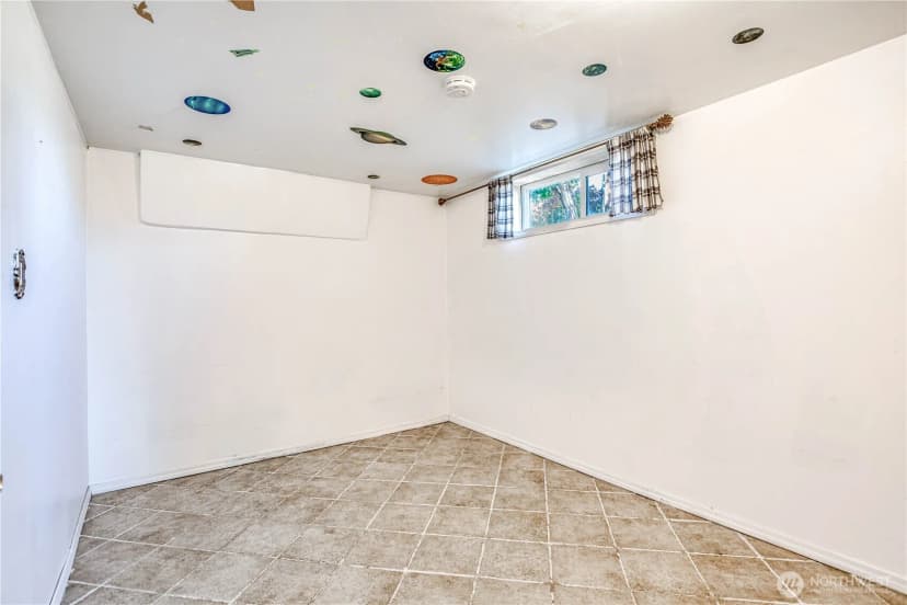 Property photo for 145 Crawford Avenue, Wenatchee photo 20