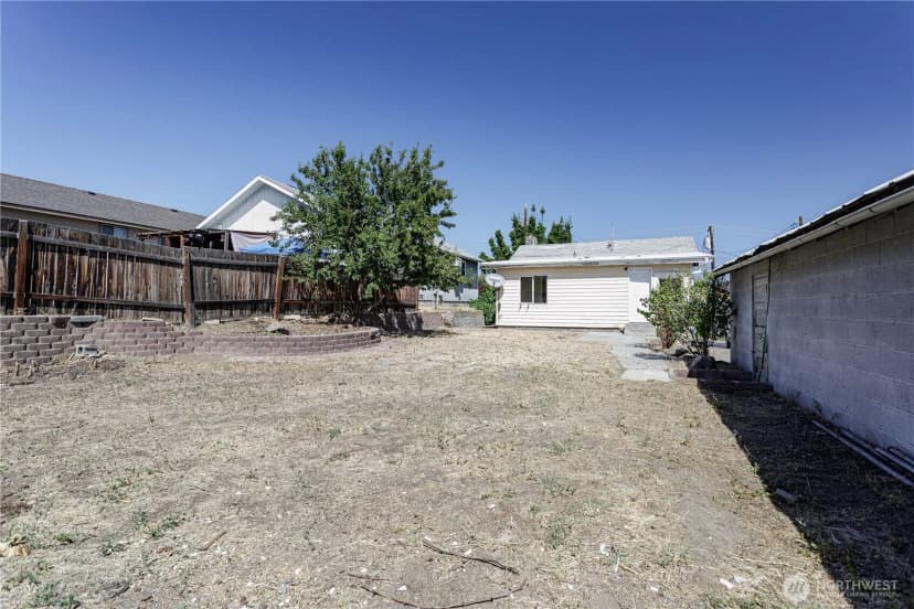 Property photo for 145 Crawford Avenue, Wenatchee photo 29
