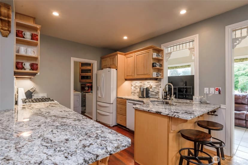 Property photo for 14927 128th Street E, Puyallup photo 8
