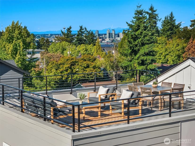 Property photo for 2649 41st Avenue Sw, Seattle photo 26