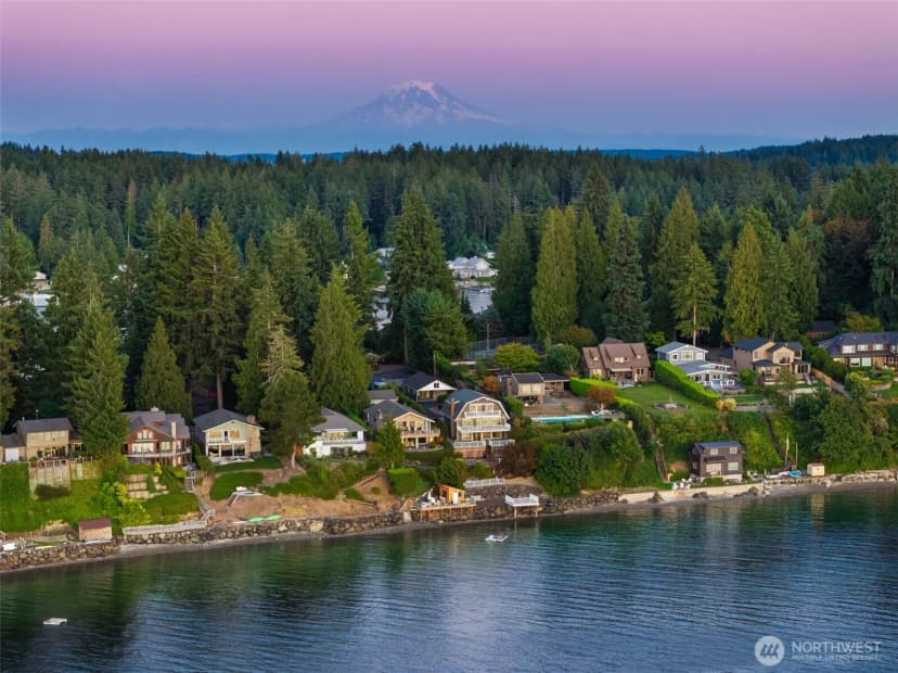 Property photo for 4026 Forest Beach Drive Nw, Gig Harbor photo 16