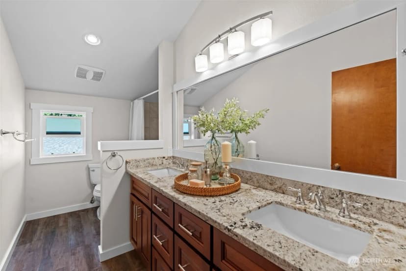 Property photo for 4026 Forest Beach Drive Nw, Gig Harbor photo 26