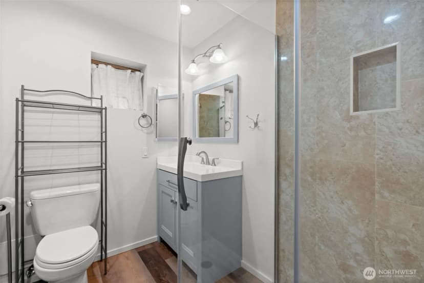 Property photo for 4026 Forest Beach Drive Nw, Gig Harbor photo 37