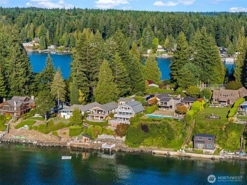 Property photo for 4026 Forest Beach Drive Nw, Gig Harbor photo 2