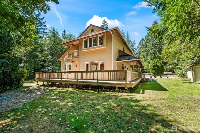 Property photo for 10813 123rd Avenue Nw, Gig Harbor photo 2
