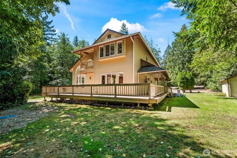 Property photo for 10813 123rd Avenue Nw, Gig Harbor photo 2