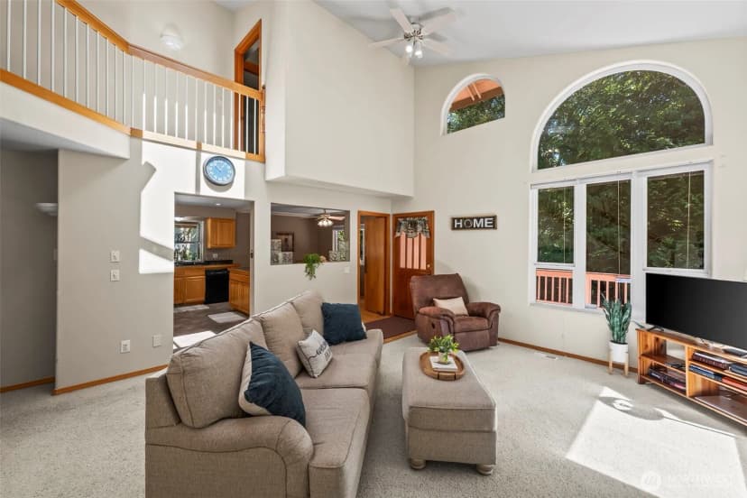 Property photo for 10813 123rd Avenue Nw, Gig Harbor photo 5