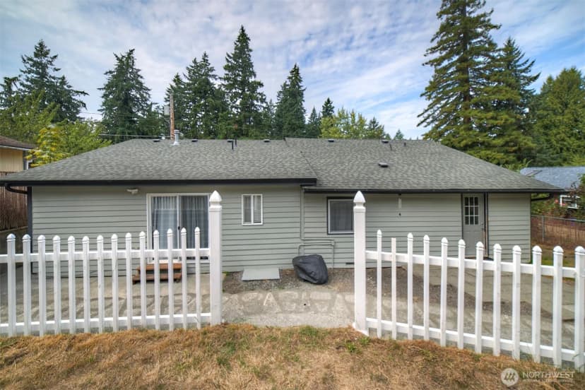 Property photo for 6490 Graceland Road Ne, Bremerton photo 26