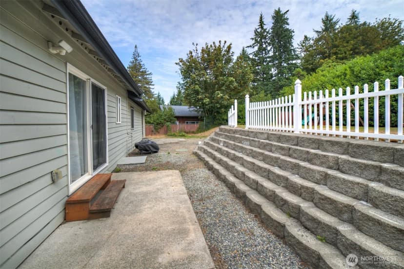 Property photo for 6490 Graceland Road Ne, Bremerton photo 25