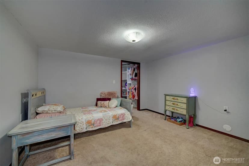 Property photo for 6490 Graceland Road Ne, Bremerton photo 16