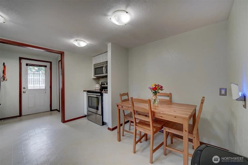 Property photo for 6490 Graceland Road Ne, Bremerton photo 11