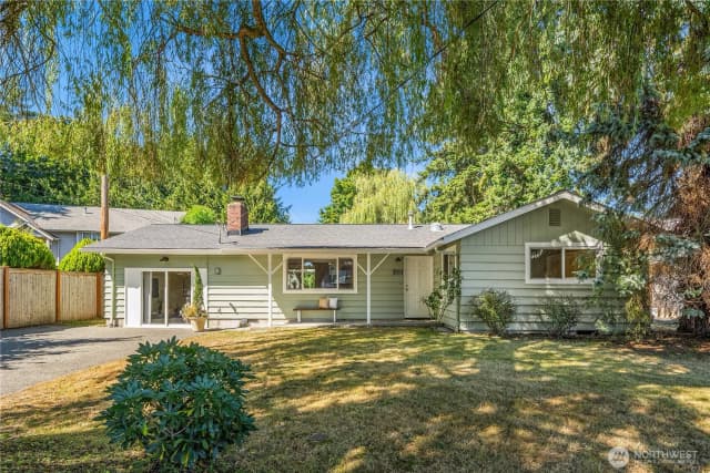 Property photo for 3511 205th Place Sw, Lynnwood photo 2
