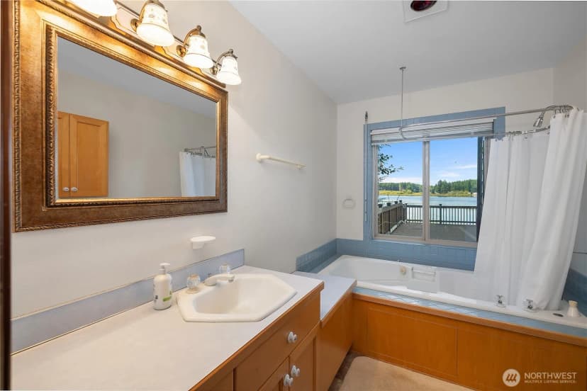 Property photo for 1172 W Star Lake Drive, Elma photo 24