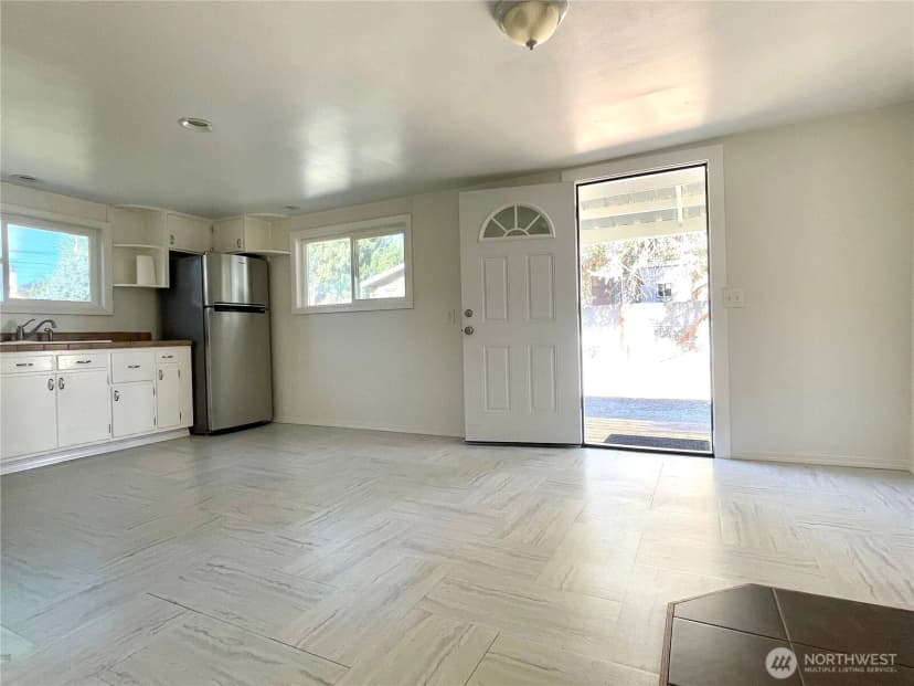 Property photo for 423 3rd Avenue W, Omak photo 10