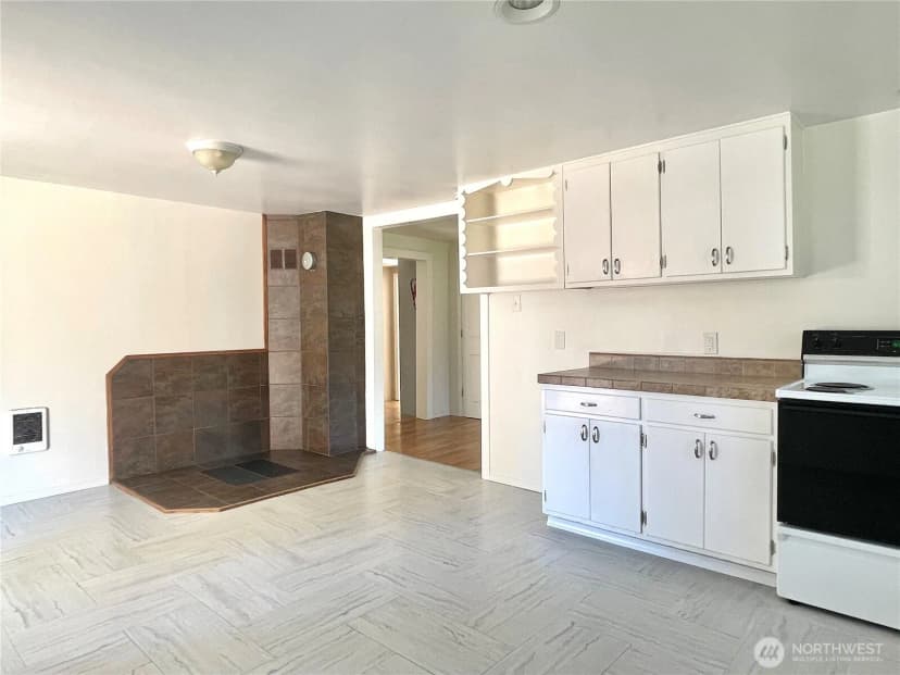 Property photo for 423 3rd Avenue W, Omak photo 8