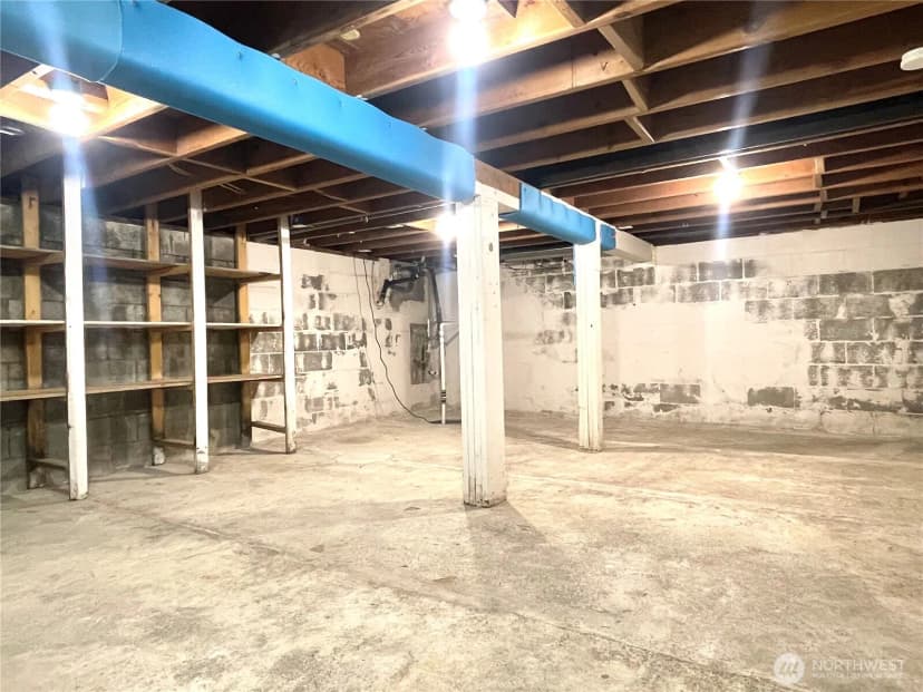Property photo for 423 3rd Avenue W, Omak photo 25