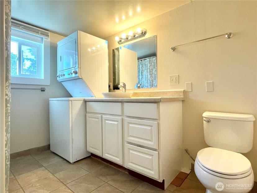 Property photo for 423 3rd Avenue W, Omak photo 18