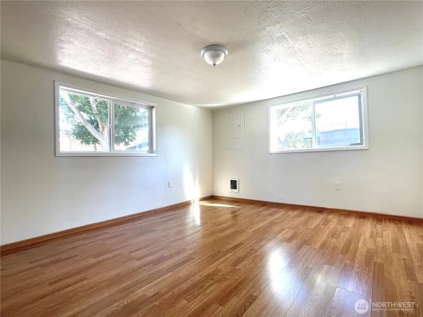 Property photo for 423 3rd Avenue W, Omak photo 17