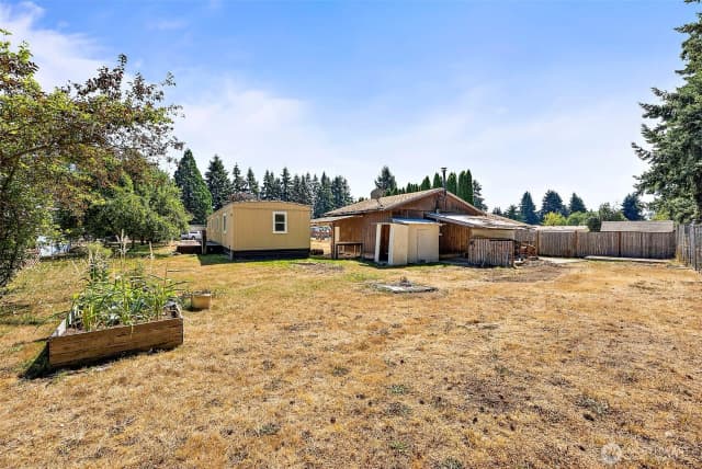 Property photo for 8619 Sequoia Court Se, Yelm photo 4