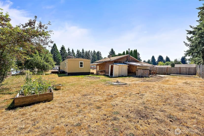 Property photo for 8619 Sequoia Court Se, Yelm photo 4