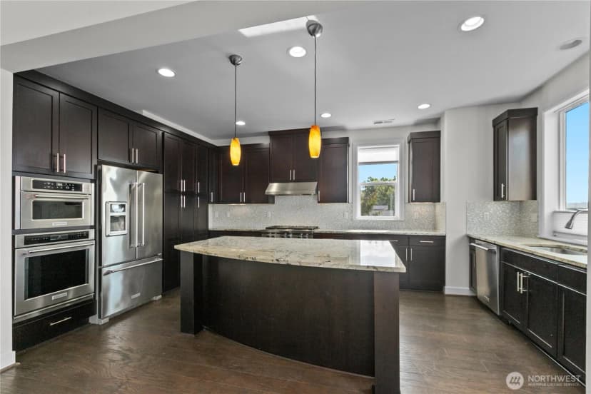 Property photo for 13629 Ne 129th Street, Kirkland photo 9